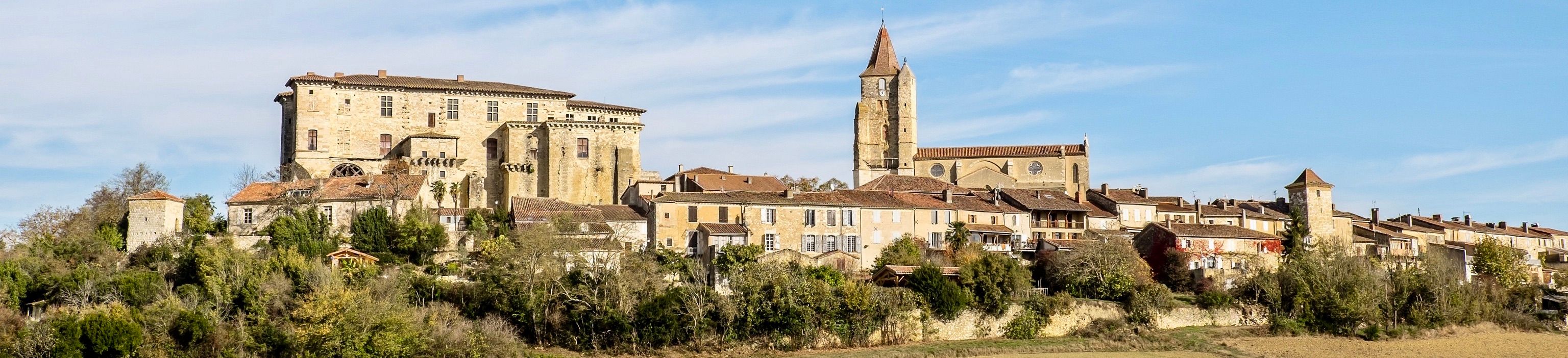 Lavardens, impressionnant castelnau