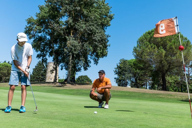 Golfs