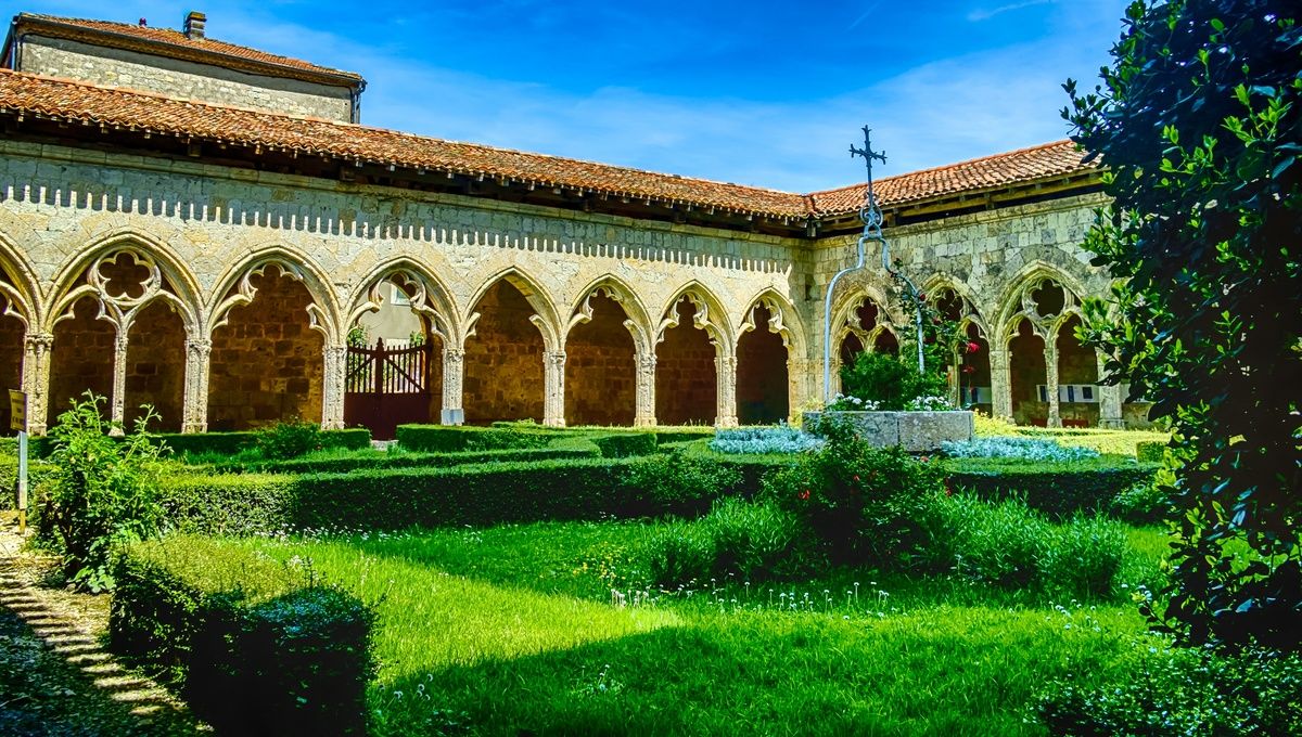 Abbayes, Collégiales, Cathédrales & Églises