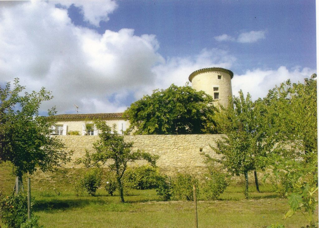 CHÂTEAU "LE PIMBAT DE CRUZALET"