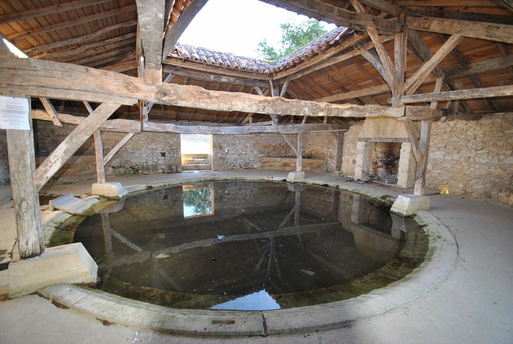 AIRE DE PIQUE NIQUE DU LAVOIR DE LASDOUTZ