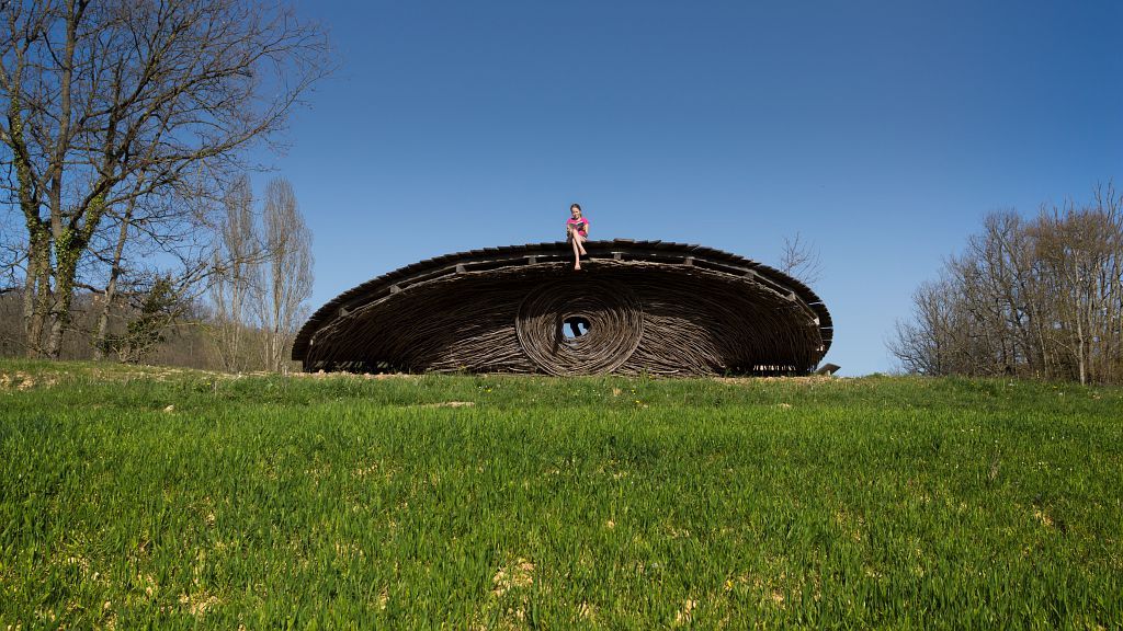 YANÉ, LAND ART