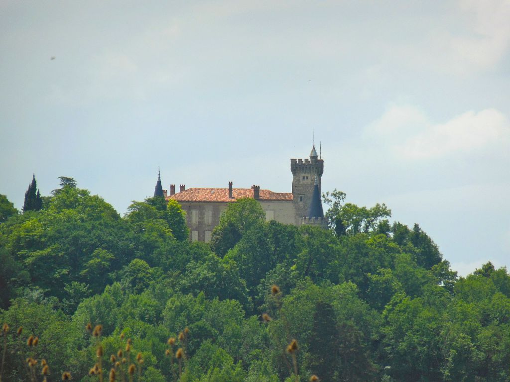 VILLAGE DE MONTÉGUT