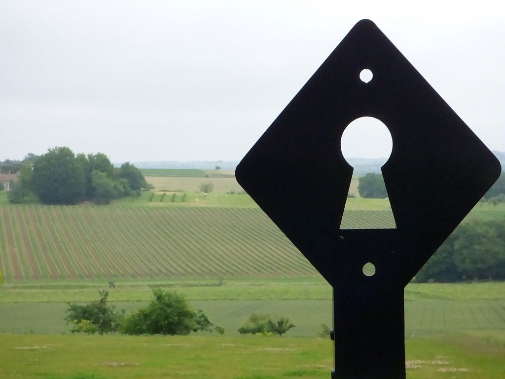 LA MER DE COLLINES - CLÉ DES CHAMPS N°2/15