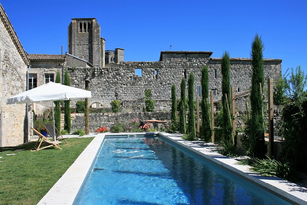 LA MAISON D'AUX