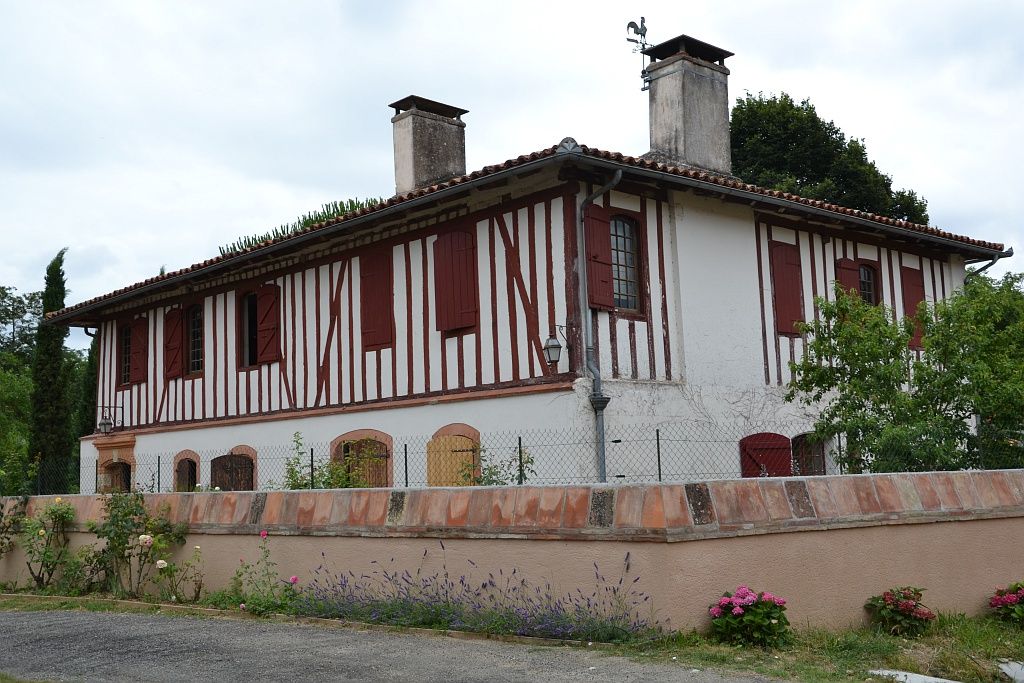  AIRE DE PIQUE NIQUE DE SAINT-LOUBE AMADES