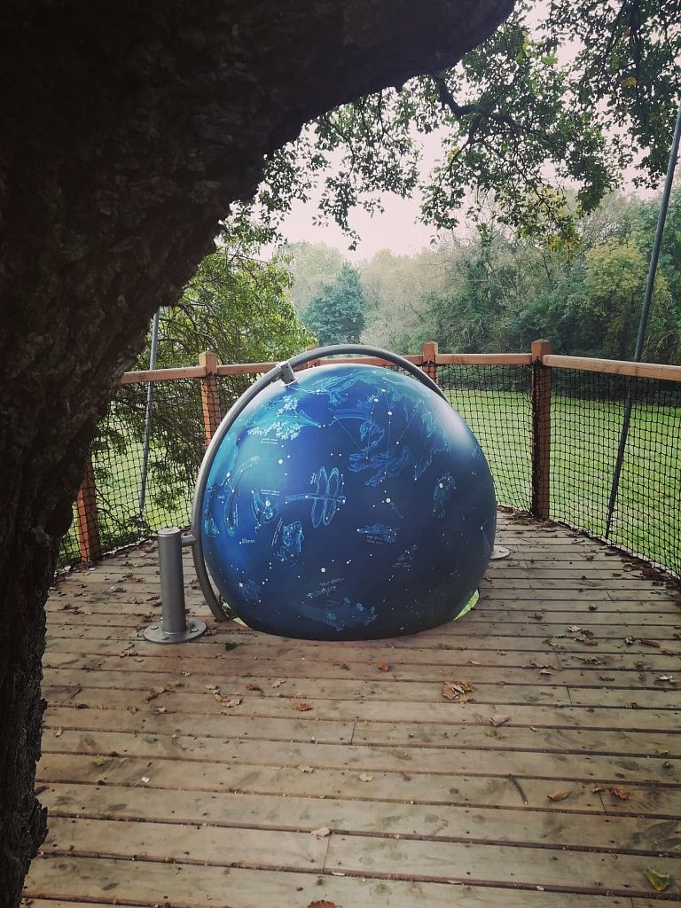 SUITE DE PAN, LAND ART
