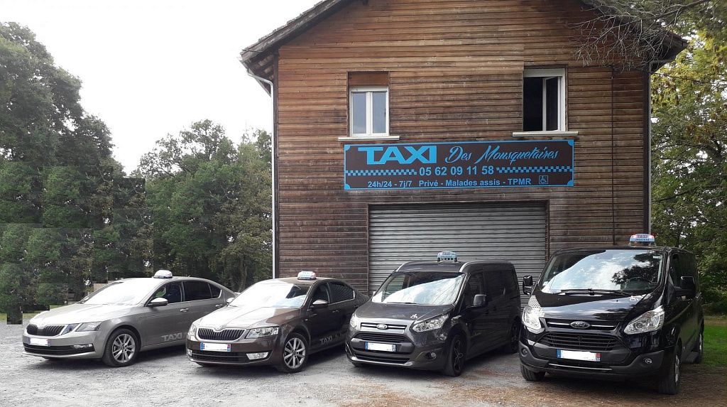 Collection Tourisme Gers/Ottga/taxi des mousquetaires