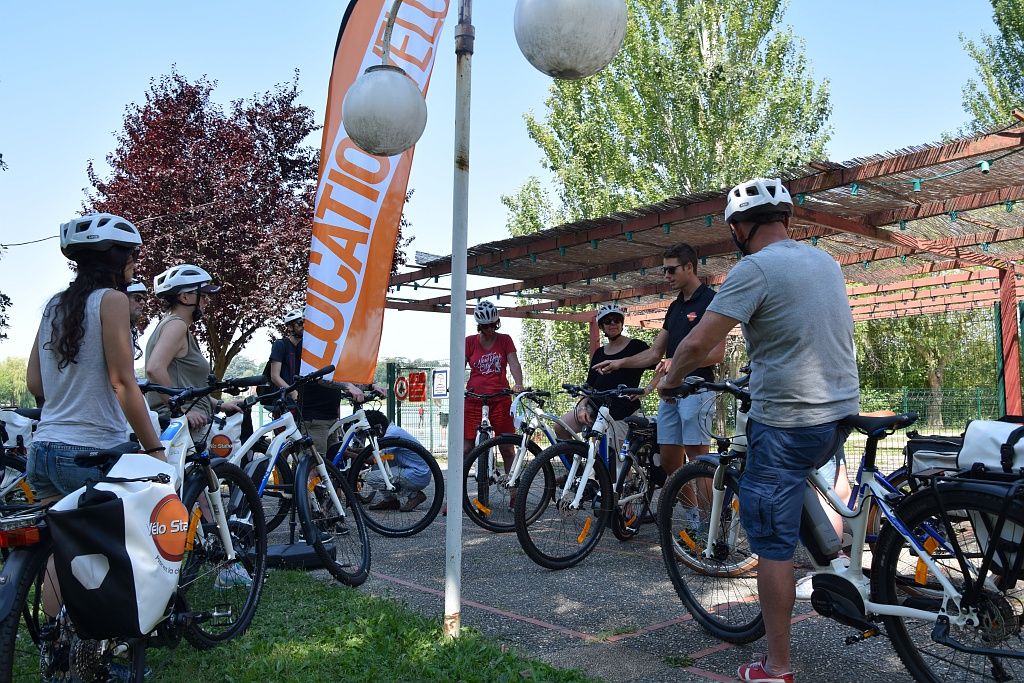 LOCATION DE VÉLO À ASSISTANCE ÉLECTRIQUE - VÉLO DE PAYS