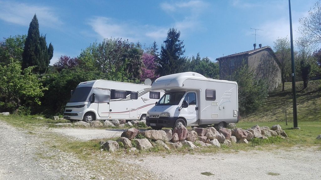  AIRE CAMPING-CARS