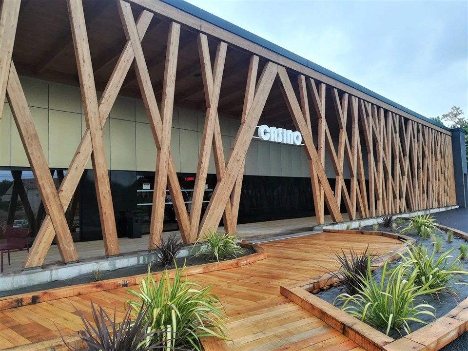 CASINO