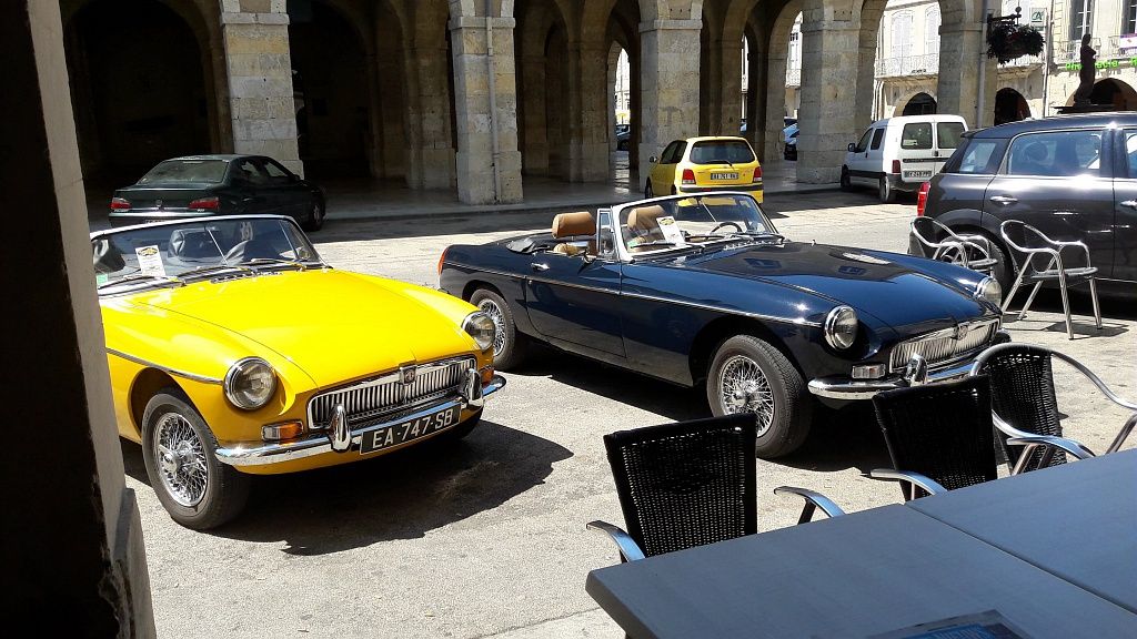 CLASSIC CARS IN GERS
