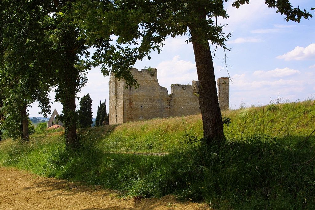 CURIOSITÉS AU DÉTOUR DE LA VALLÉE DE L'OSSE