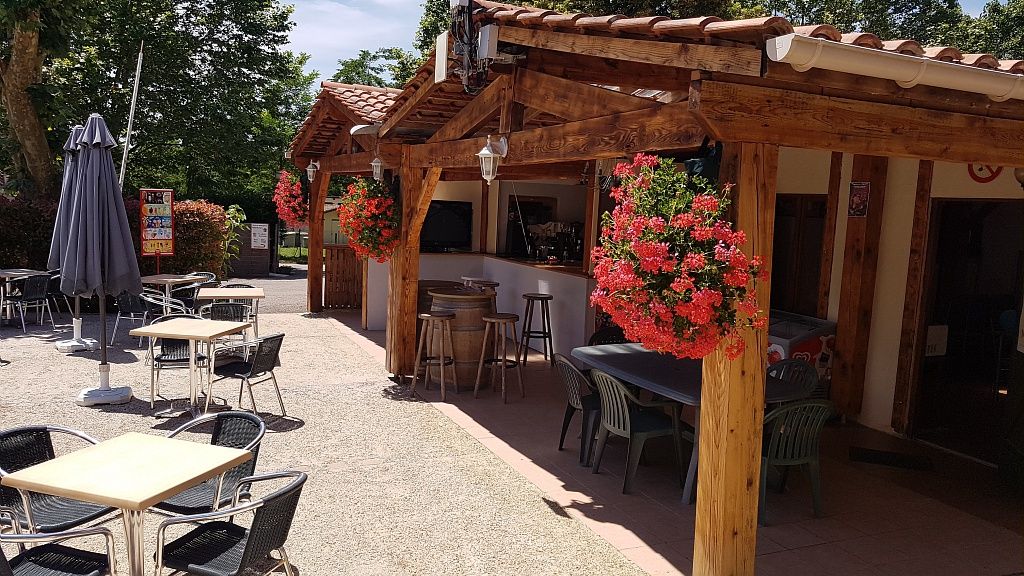 CAMPING DU LAC
