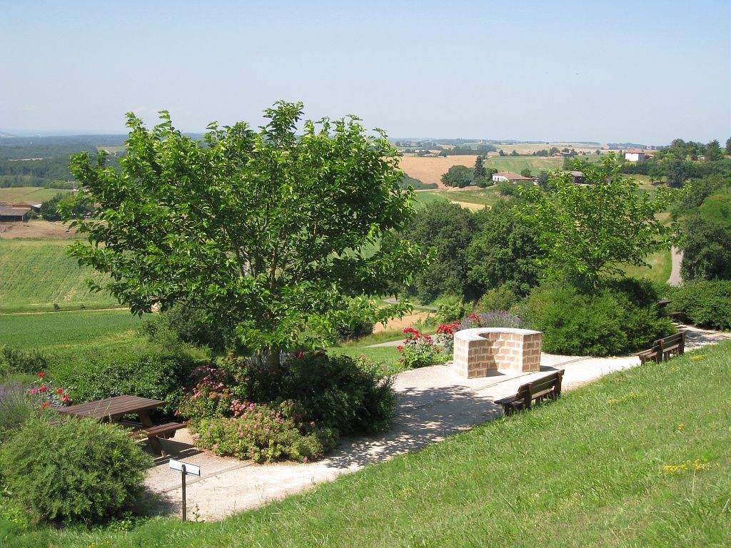  AIRE DE PIQUE NIQUE DE SAUVETERRE