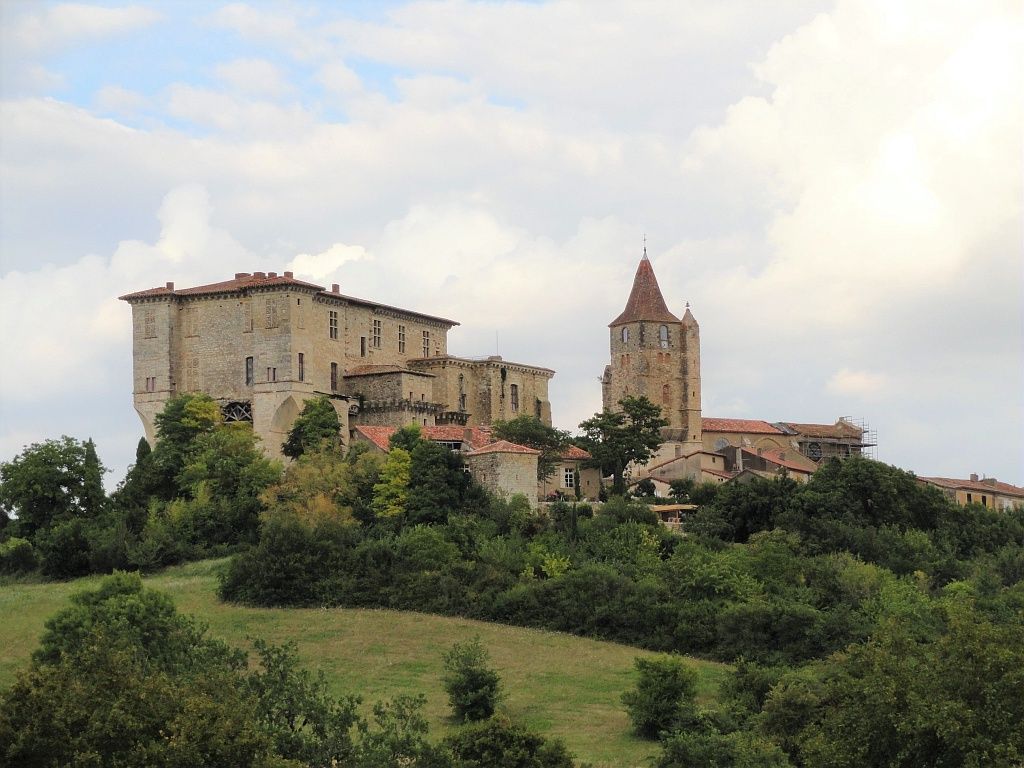 VISITE AUDIO-GUIDÉE DE LAVARDENS AVEC BALUDIO : LA VIE DE CHATEAU 