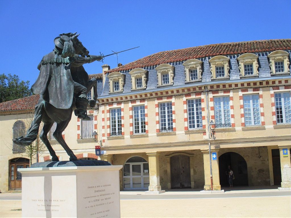 VISIO AUDIO-GUIDÉE DE LUPIAC AVEC BALUDIO : SUR LES PAS DE CHARLES DE BATZ DE CASTELMORE