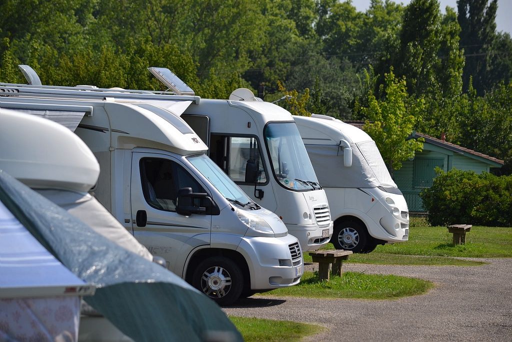 AIRE DE CAMPING-CAR - ONLYCAMP