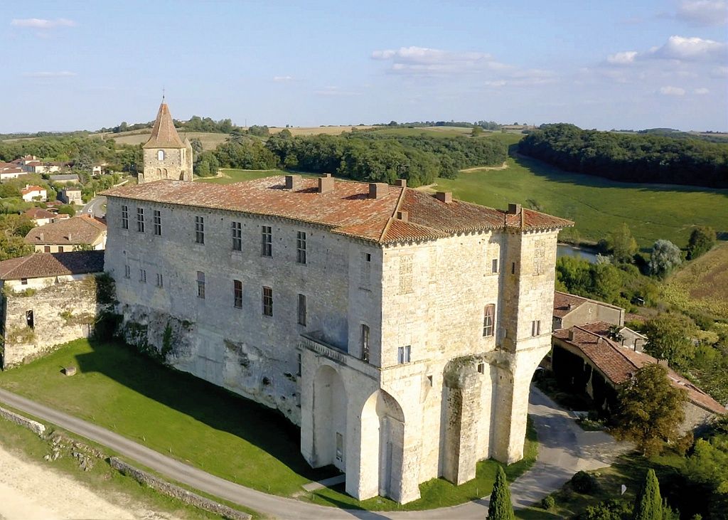 CHÂTEAU DE LAVARDENS