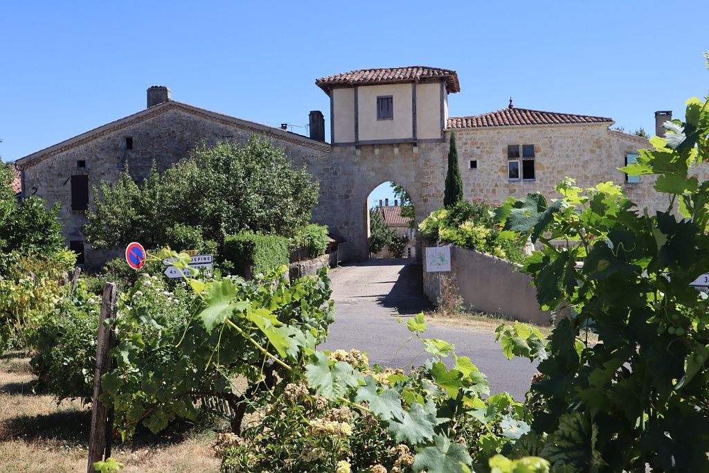 CHÂTEAUX ET GASTRONOMIE AUTOUR DE MAIGNAUT-TAUZIA - PR® n°29