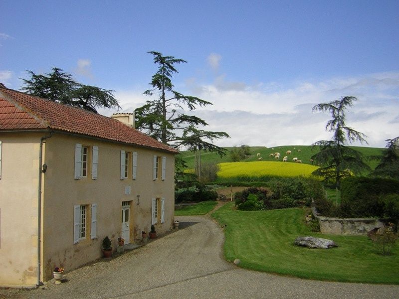 BASTIDES GASCONNES ET VINS DE SAINT-MONT