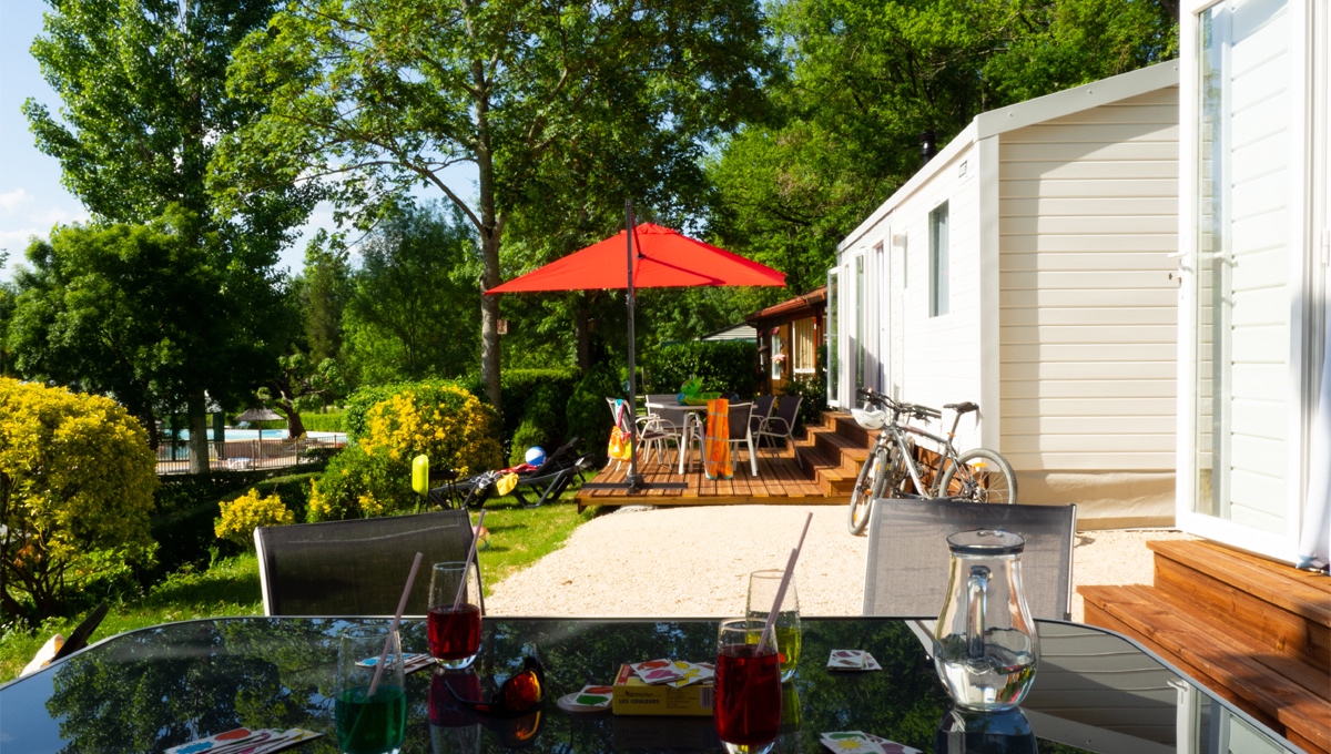Un camping à taille humaine sous le soleil du Sud-Ouest